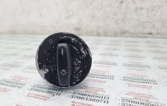 Volkswagen Touran I Light switch 1T0941431B