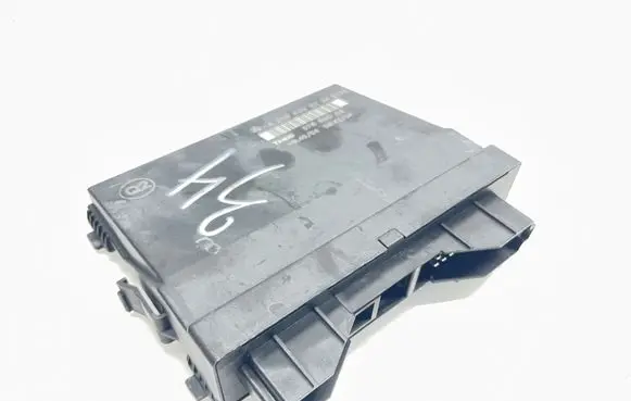 Mercedes-Benz CLK A209 C209 Comfort/convenience module A2098205226