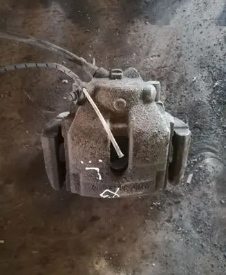 BMW X3 E83 Front brake caliper