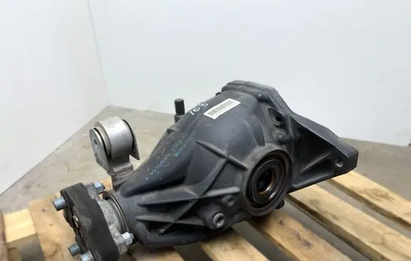 Mercedes-Benz E A207 Rear differential A2043501514