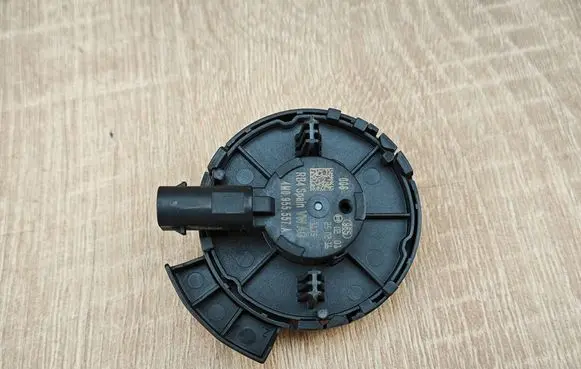 Audi A4 S4 B9 Airbag deployment crash/impact sensor 4M0955557A