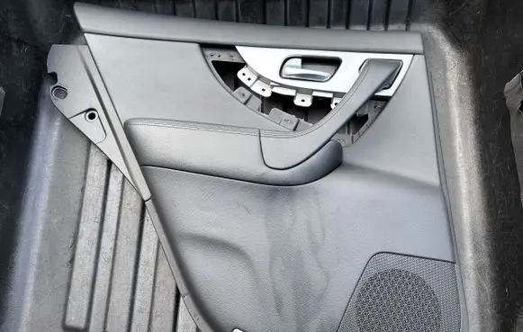 Rear door card panel trim