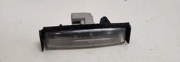 Lexus RX 330 - 350 - 400H Number plate light A045053