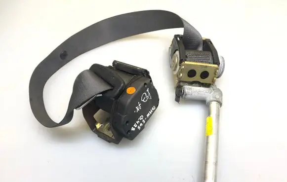 BMW 7 E65 E66 Rear seatbelt 00063774B