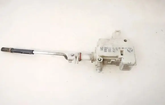 Skoda Octavia Mk1 (1U) Central locking motor 3b0810773b 3b0959782