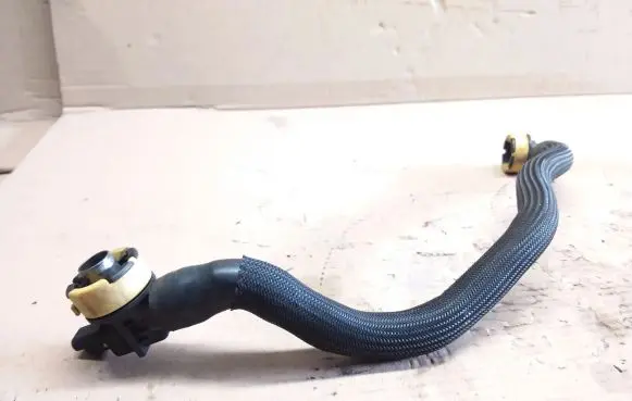 Breather/breather pipe/hose
