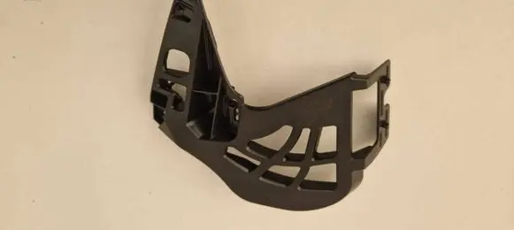 BMW 5 G30 G31 Front bumper mounting bracket 7385347