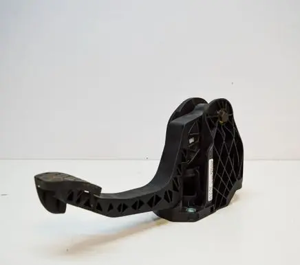 Clutch pedal