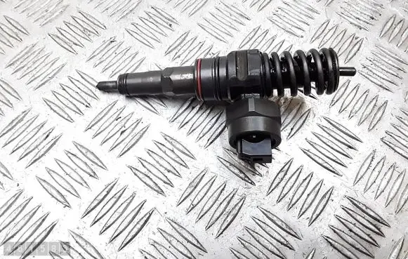 Volkswagen Sharan Fuel injector 038130073ac