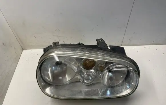 Volkswagen Golf IV Headlight/headlamp