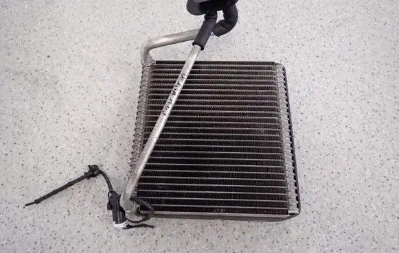 KIA Venga Air conditioning (A/C) radiator (interior) 