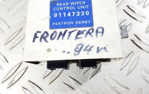 Opel Frontera A Window wiper interval relay 91147330