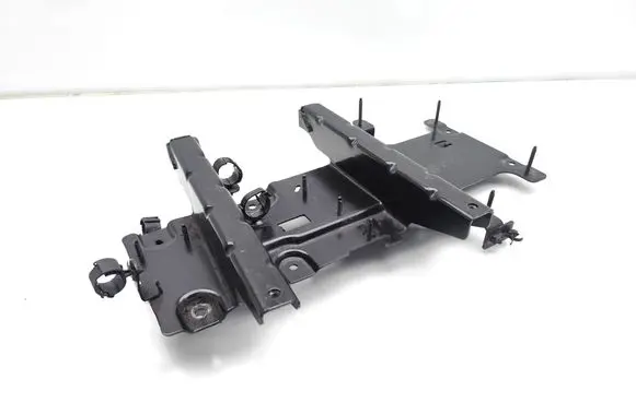 DS Automobiles 3 Crossback Engine mounting bracket 9834471180