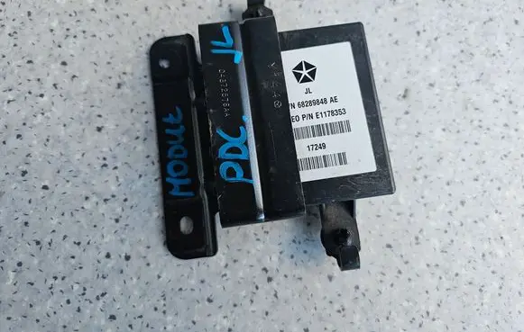 Jeep Wrangler Parking PDC control unit/module 68289848AE E1178353 17249