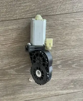 Volvo XC40 Seat control module 0390207028