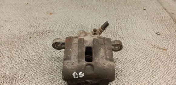 KIA Carens II Rear brake caliper 