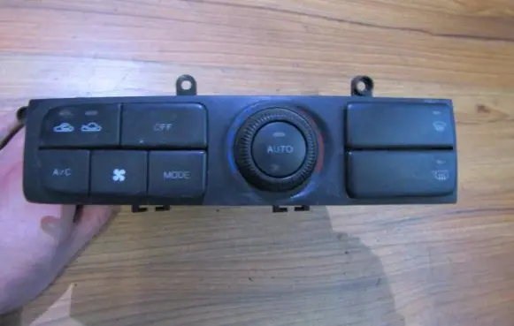 Mazda Xedos 9 Climate control unit K7901T001 2008033