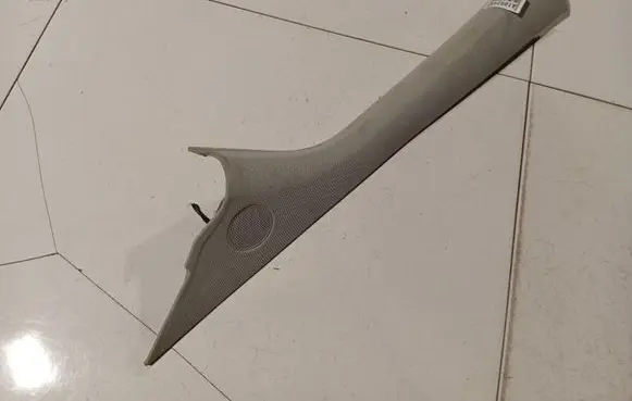 Mercedes-Benz A W169 (C) pillar trim A1696901725