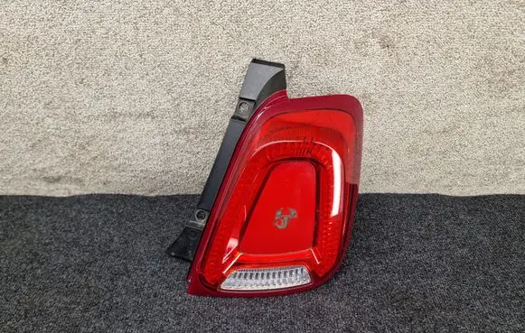Fiat 500 Abarth Rear/tail lights 52007422 81590201 081590201