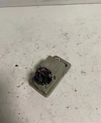 Toyota Avensis T250 Window wiper relay 8594205030
