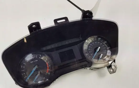 Ford Fusion II Speedometer (instrument cluster) HS7T-10849-AE