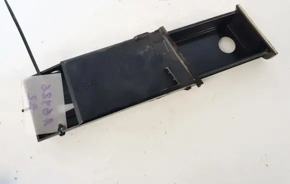 Mercedes-Benz E W211 Glove box