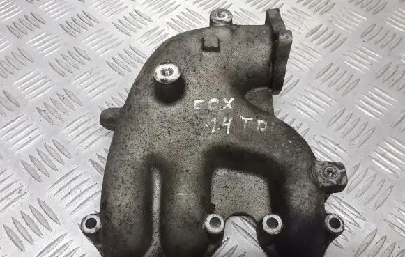 Volkswagen Fox Intake manifold 045129713C