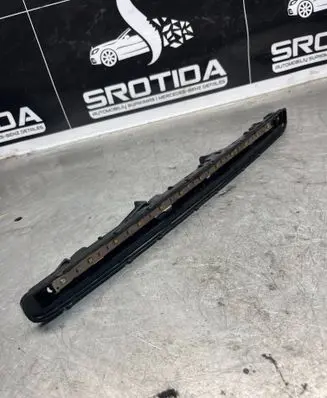Mercedes-Benz E W211 Third/center stoplight A2118201456