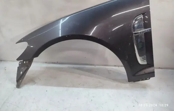 Jaguar XF Fender