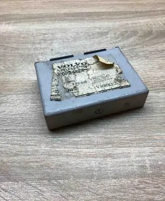 Volvo S40, V40 Keyless (KESSY) go control unit/module 30824424