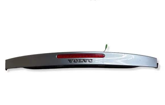 Volvo XC70 Trunk door license plate light bar 