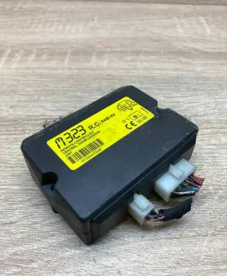 Audi A4 S4 B5 8D Other control units/modules V31295 M323 WithPlug