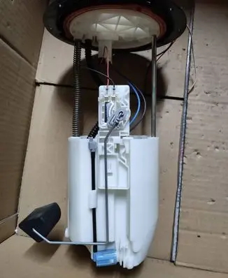 Mazda MX-5 NC Miata In-tank fuel pump 1019620740