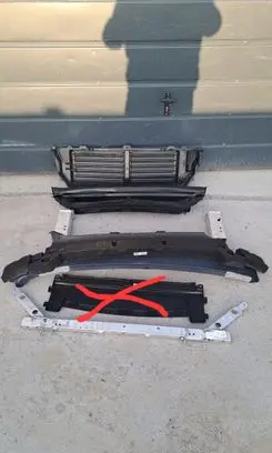 Volvo XC90 Front bumper support beam 32244774