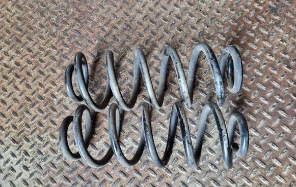 Opel Astra K Rear coil spring