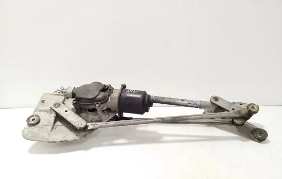 Nissan X-Trail T30 Front wiper linkage 