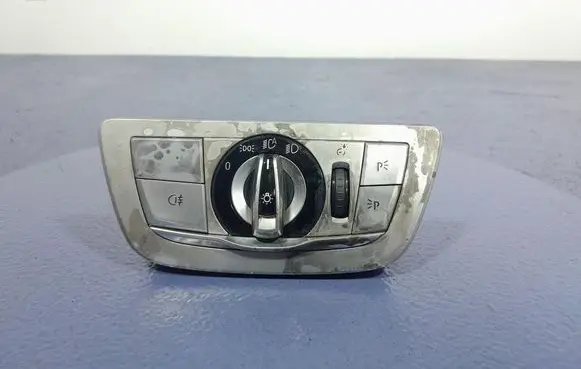 BMW 7 G11 G12 Light switch 9472977
