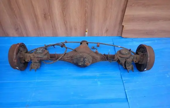 Nissan Vanette Rear differential