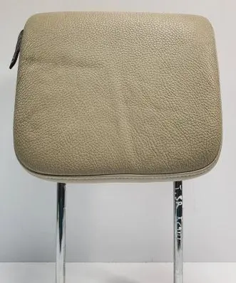 Volvo XC90 Rear seat headrest 8686715
