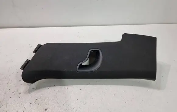 Volkswagen Touareg II (C) pillar trim 7P6867242