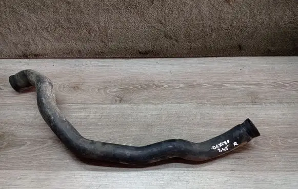 Volvo XC70 Engine coolant pipe/hose