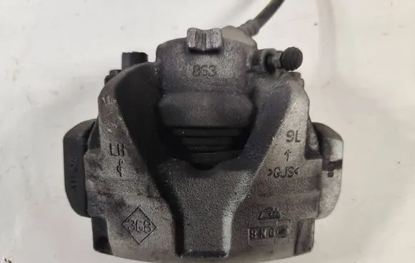 Renault Captur II Front brake caliper 368