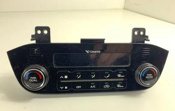 KIA Sportage Climate control unit 972503U601