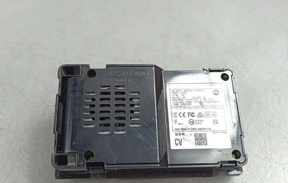 KIA EV6 Wireless charging module 95560CV000 R38795