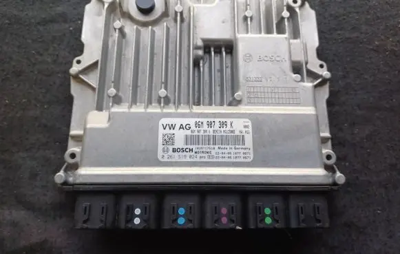 Porsche Macan (95B) Engine control unit/module 06M907309K 0261S19024
