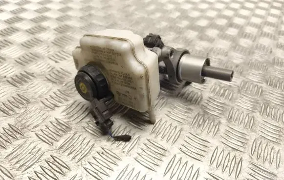 Volkswagen Caddy Master brake cylinder 1K1611301D