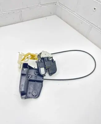 Mercedes-Benz CLK A209 C209 Seat back rest lock catch A2039200472