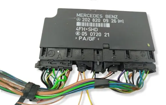 Mercedes-Benz C W202 Comfort/convenience module 2028200926 05072021