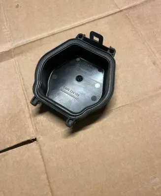 BMW X3 E83 Headlight/headlamp dust cover 1305239123