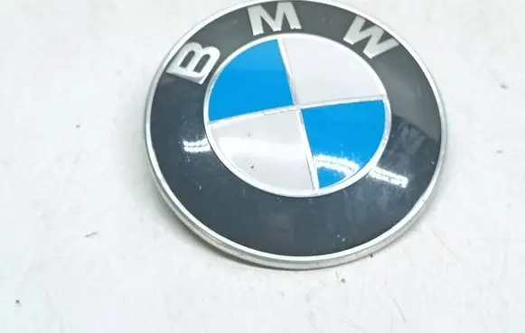 BMW X5 E70 Manufacturer badge logo/emblem 8132375